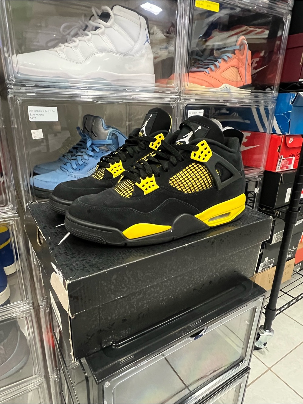 Jordan 4 Retro Yellow Thunders